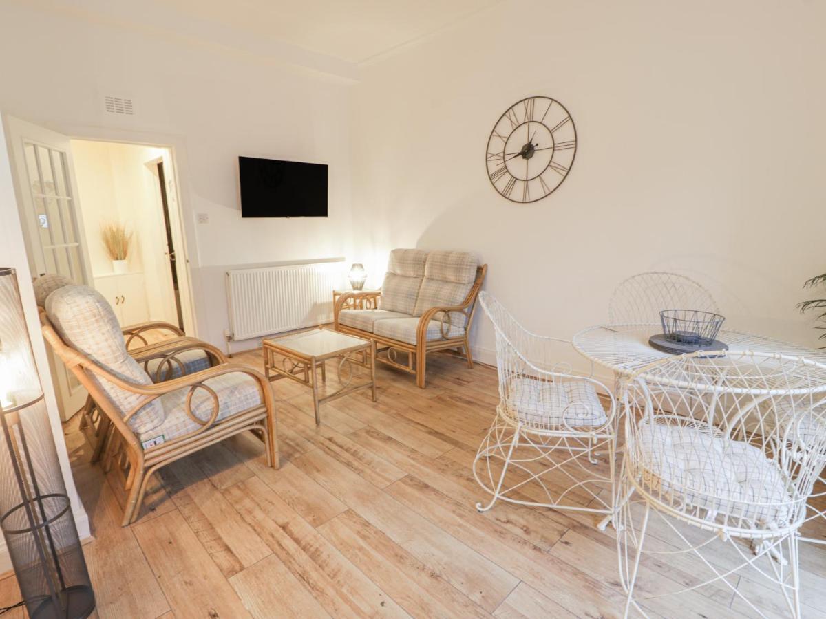 Garden Apartment Ayr Dış mekan fotoğraf