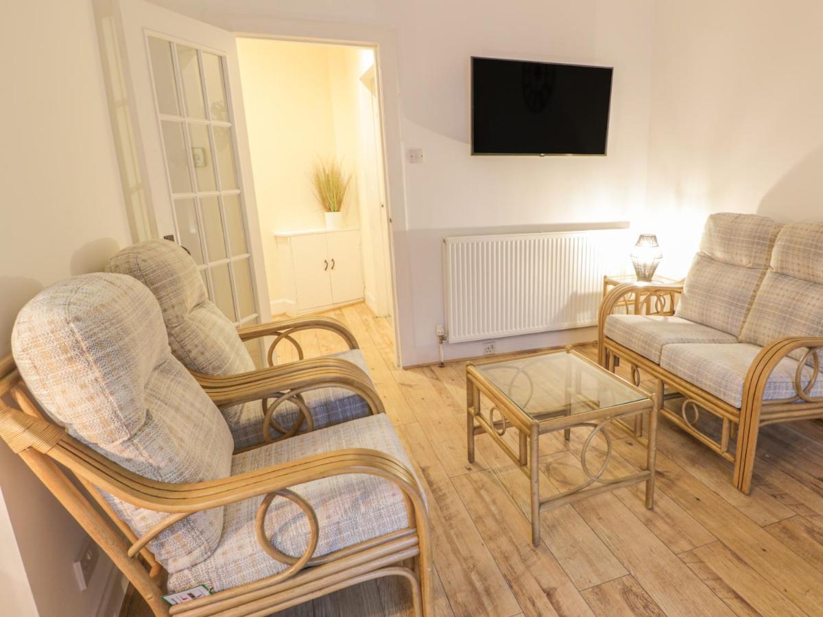 Garden Apartment Ayr Dış mekan fotoğraf