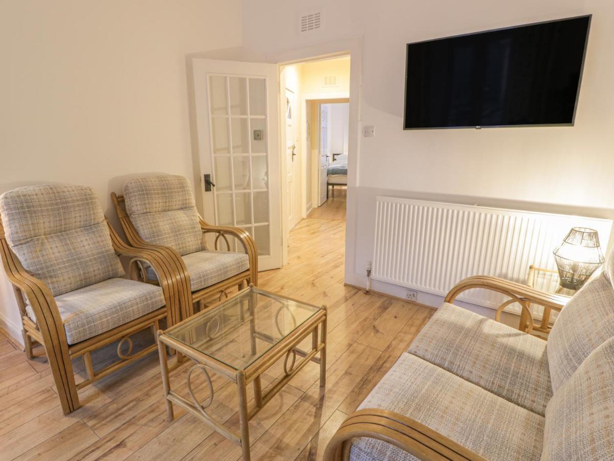 Garden Apartment Ayr Dış mekan fotoğraf